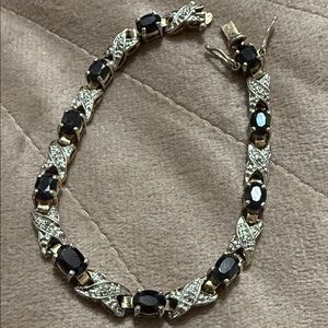 Gorgeous Sterling Silver 925 Black stone clamps Bracelet size 6.5 in length